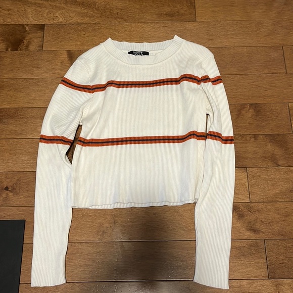 Sweater - Picture 1 of 1